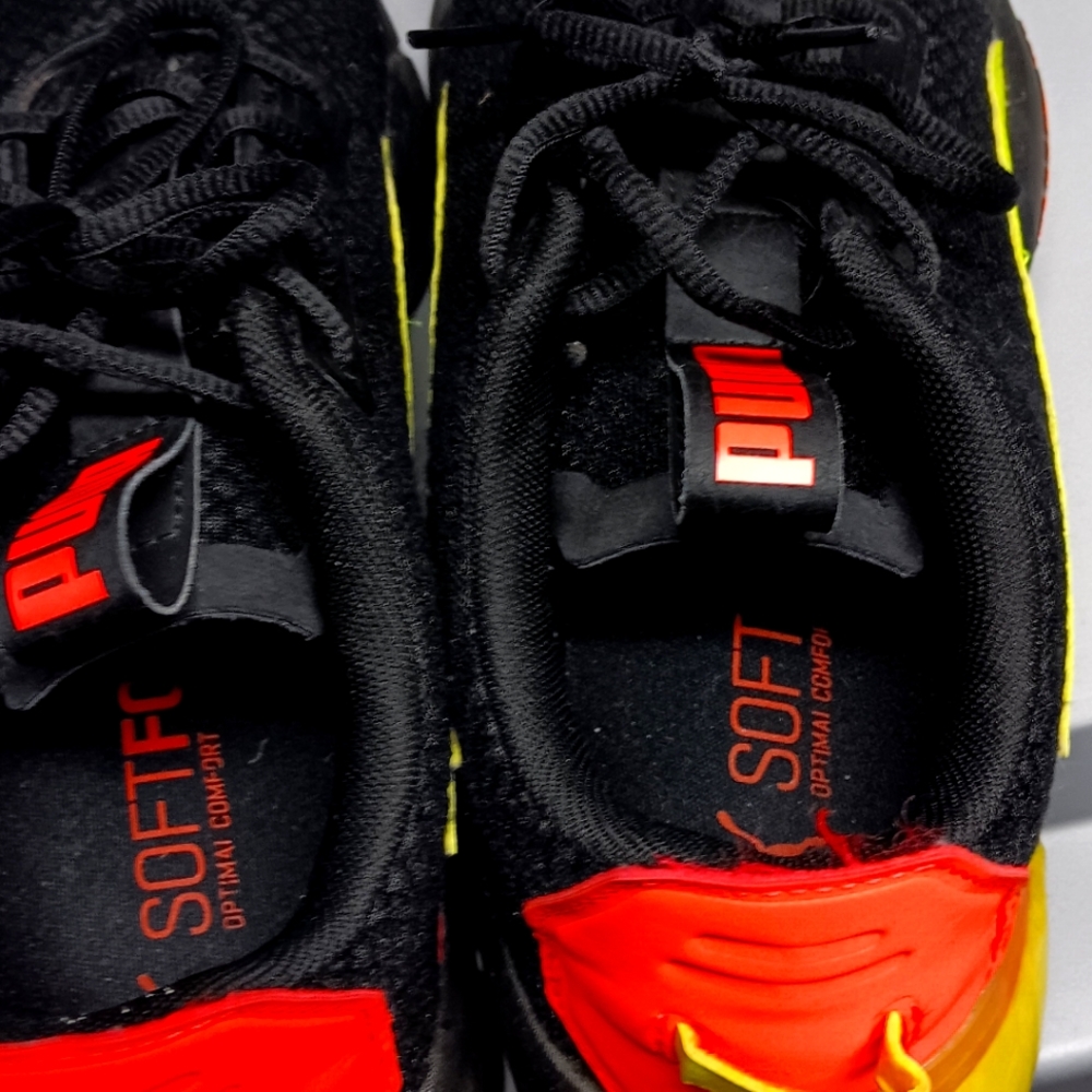 Tennis shoes (puma) 10.5